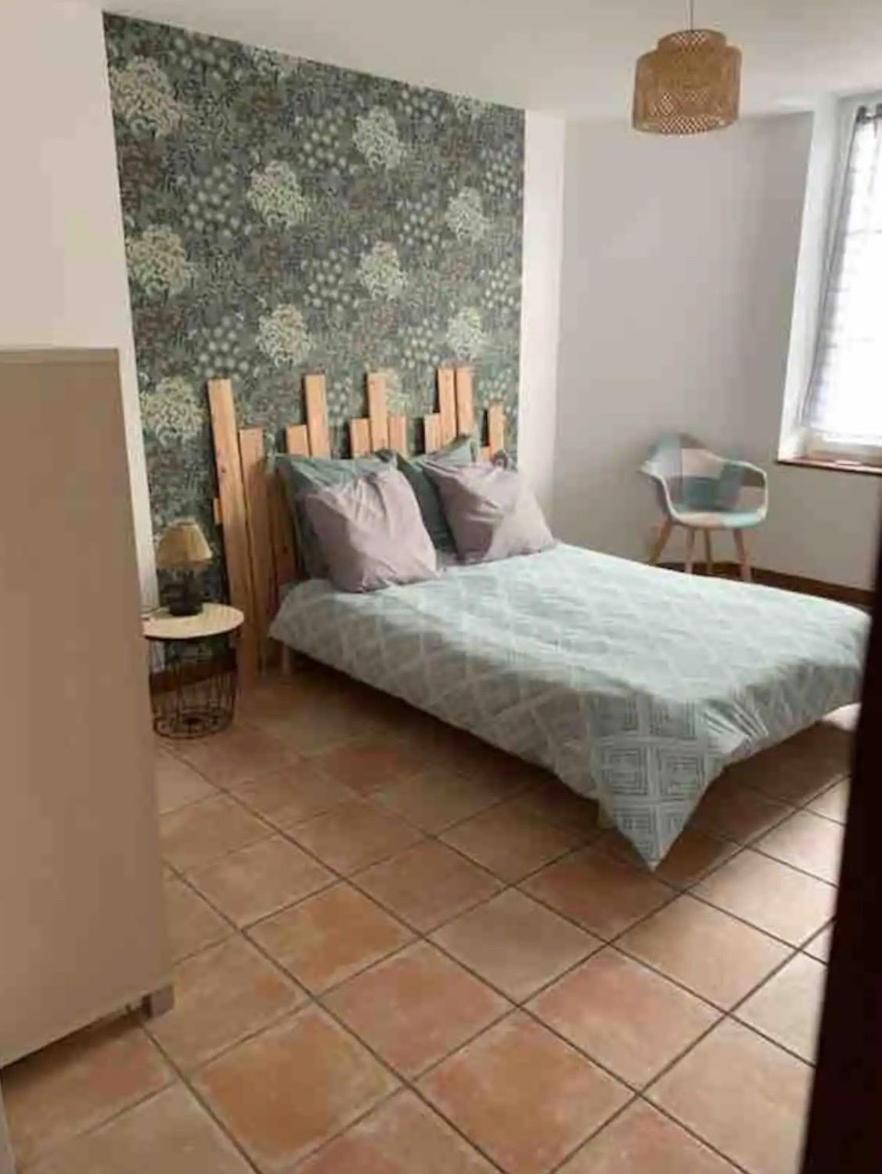 Appartement Avec Terrasse Gien Exteriér fotografie